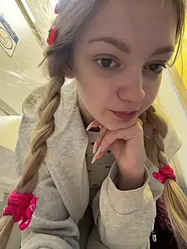Elsawhere - OFF PANTS IN PUBLIC TOILET😱+ LT VIDEO🔞