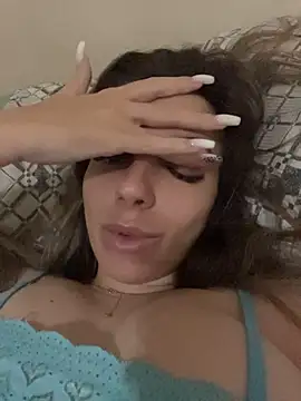 Loirinha_uai - Tira blusa