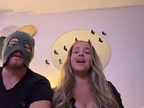 Swedishlovers - Makes her com