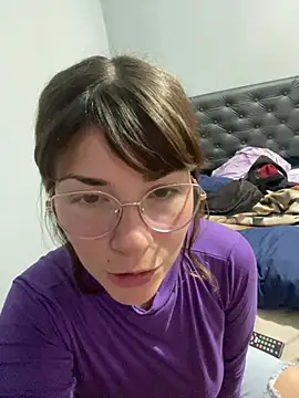 Luna33- - Masturbación con juguito 🔥🔥🥵🥵🥵