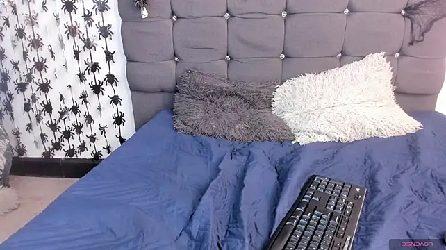 Amapola_magical - spank pussy x 10 🍑