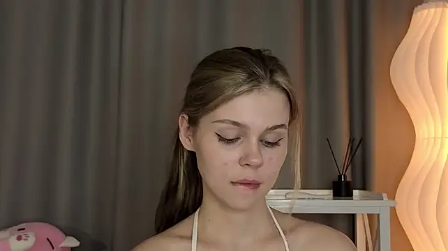 Herminasouth - take off my skirt