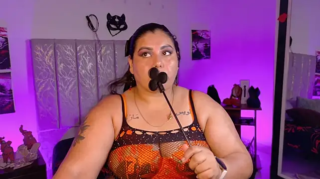 Isabell_Luxxx - SHOW MY DELICIUS PUSSY AND FINGER🤤❤️