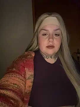 AmberMiller_official
