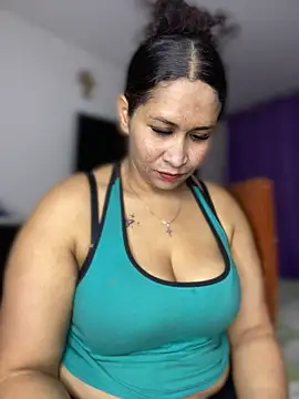 Carola-Ross - Flash AAs 🍑