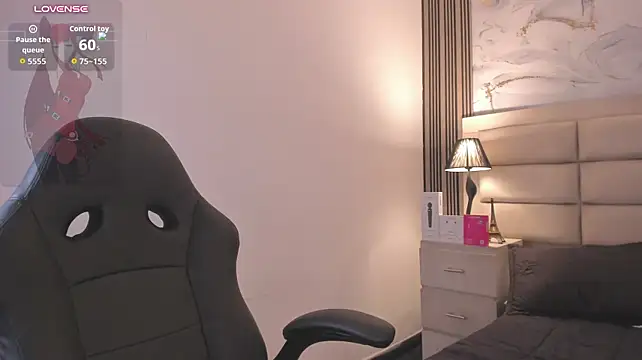 AmberGreyy_ - oIL IN MY BIG BOOBS AND BPUNCE