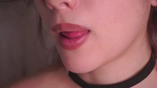 SherryBoone - Water dripping on u from my ass