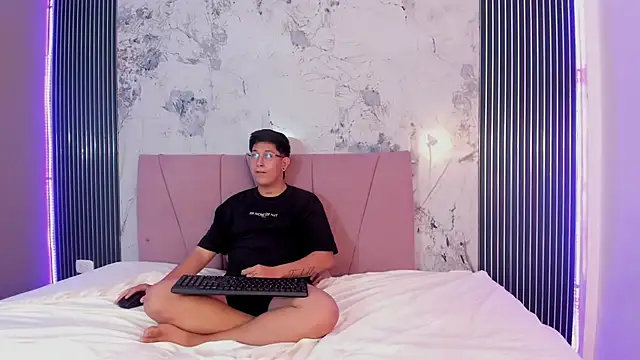Midnight_Duo_1 - suck balls