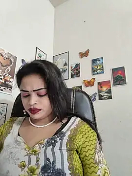 Pinky-2 - Oiling My Sexy Pussy Hole