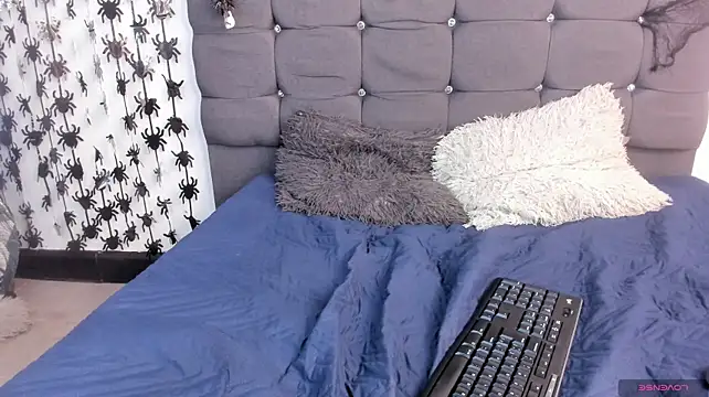 Amapola_magical - spank pussy x 10 🍑