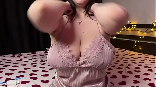 FierceTruffle - hand bra for you
