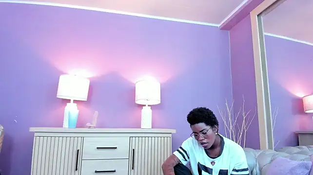 Amber-hill - massage on my tits
