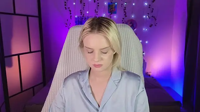 Mimi_boobo - eye contact handjob