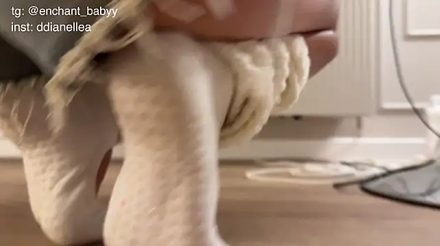 Enchant_baby - spread my cheeks