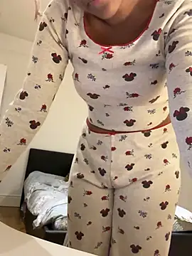 DonnaShy - Robe tease🫦
