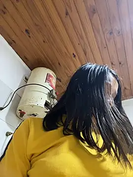 EverMore_ - Show boobs+show ass