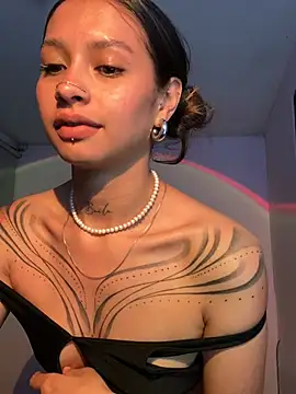 Dreanaa - BOUNCE TITS + FLASH
