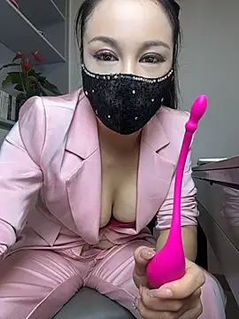TopAlice566 - 无内摇屁屁💕