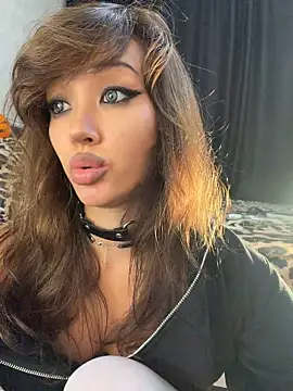 Lissa_kissyou - Riding a dildo + long video gift