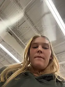 A1lesandra3 - Nudes to everyone I have on Snapchat👅😉