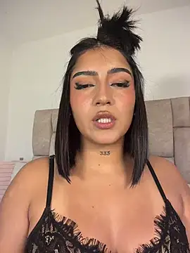 Nicolegh_ - Fuck my tight pussy with 3 fingers🚨