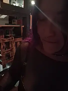 Sophie_banger - Make me horny in PUB pinch nipps Ctrl 4L