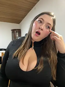 Kamilla_Loop - Pussy Play Baby