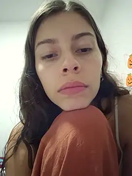 IrisBound - Squeeze tits