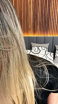 EmiilyAdams_ - YOU NEED SEE MY PUSSY😊