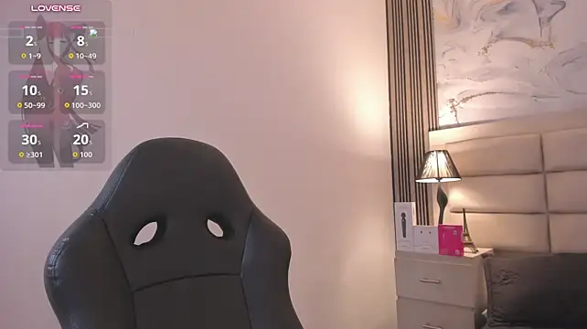 AmberGreyy_ - oIL IN MY BIG BOOBS AND BPUNCE
