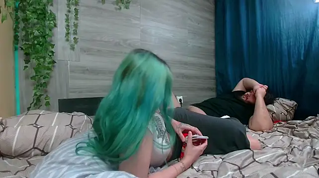 LinaBonBon - show ass in doggy and twerk