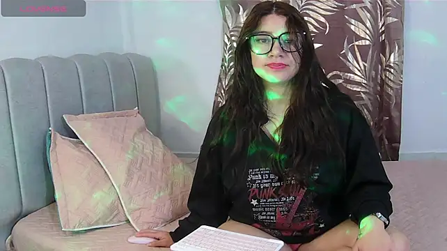 Alythia - squirt