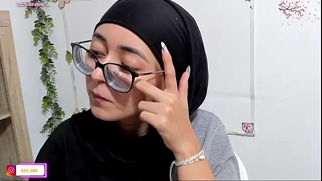 Aysel_elid - fuck my small pussy small penis