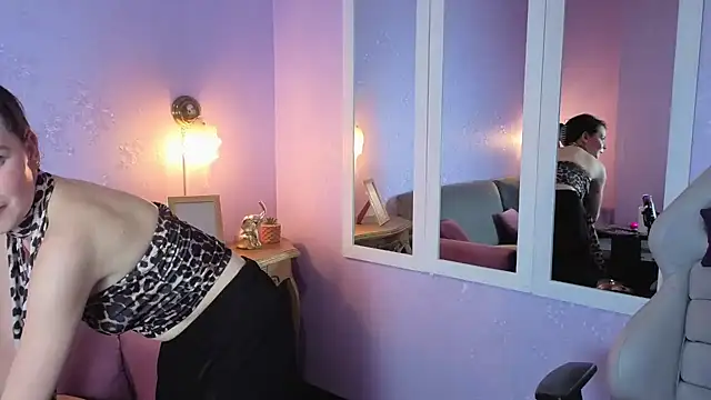 DoveMullerr2 - Pull nipples and moan your name 🔥🫦