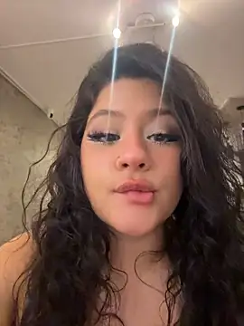 AnitaCute_ - wet my tits with water