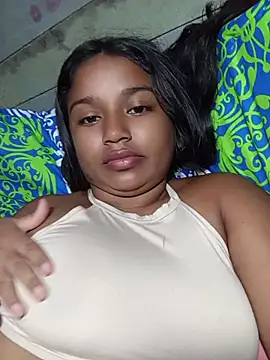 WillowLoveXo - 🍒Play with my tits🍒