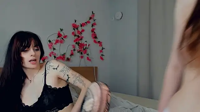 KrystalTrudel - Choke bite and kiss each other