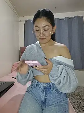 Victoria_722 - 2 FINGERS IN MY PUSSY + DOMI