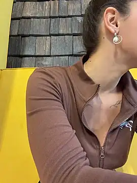 MiraReach - Massage wet pussy 😍