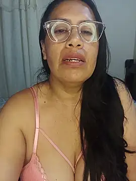 Emilif_ - Montar Almohada + Fingir Orgasmos