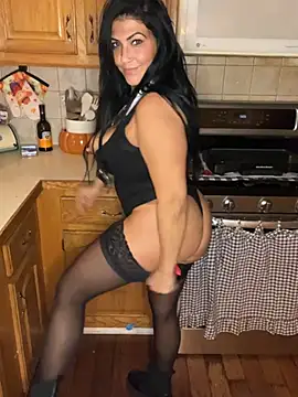 LittleMissEeve - Fuck my pussy bb