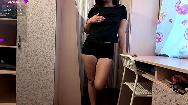JohannaMickiewicz - take off a T-shirt