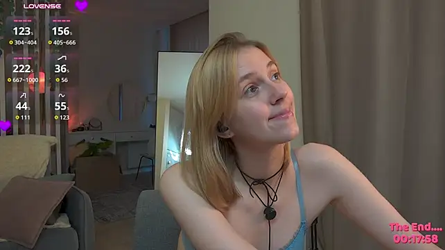 Sofiapurex - Bra OFF and then Tease+Squeeze tits