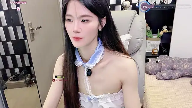 Yueyue-MM - 上空侧身小狗趴+打pp5下