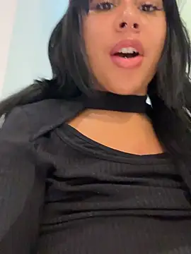 HaileyDiana - ✨Oil ass✨
