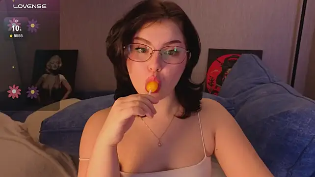 Lollyy_pop - Kiss my lovely feet