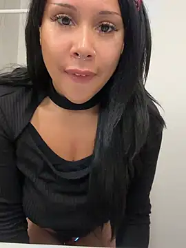 HaileyDiana - ✨Oil ass✨