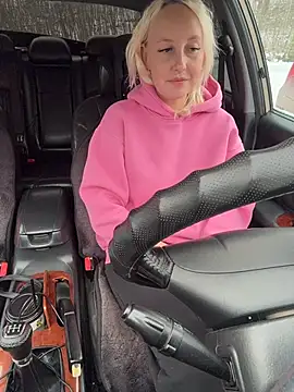 MerlinDave - Finger pussy/naked ✌️🤫🤤