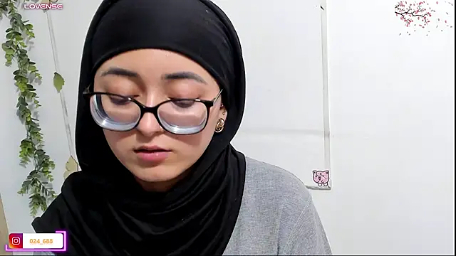 Aysel_elid - fuck my small pussy small penis