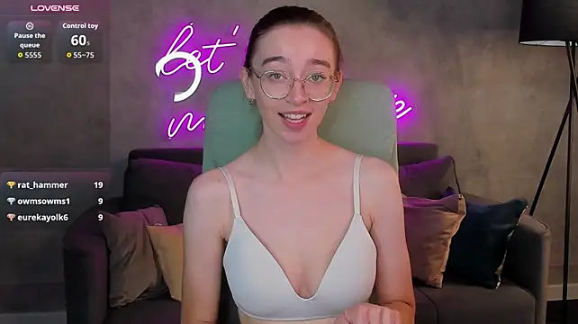 Lucy_Green - handbra